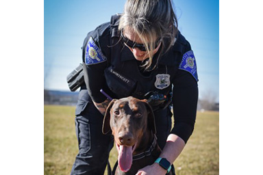 cane e poliziotta